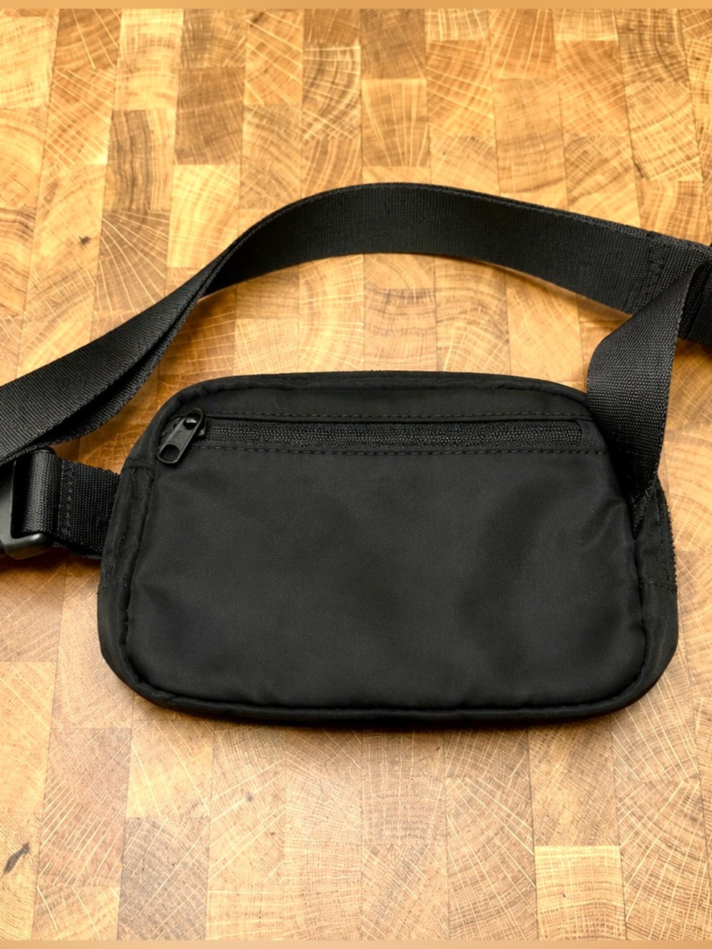 Lululemon Black Belt Bag / Running Waist Pack - Picture 5 of 5